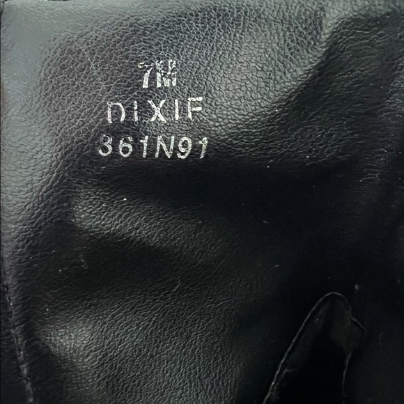 Naturalizer - Picture 3 of 4